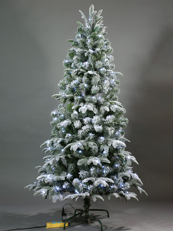 Julesnetræ 9A3A8544